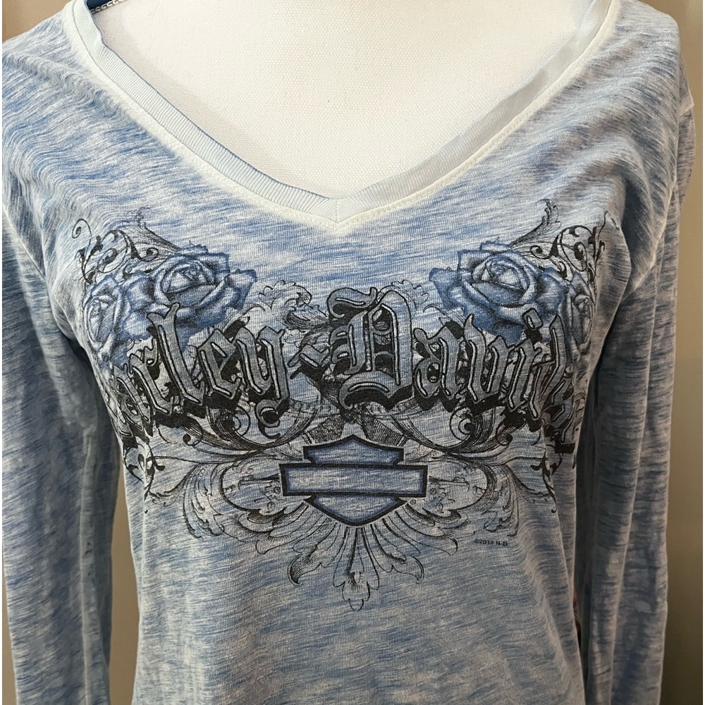 Long sleeve t-shirt